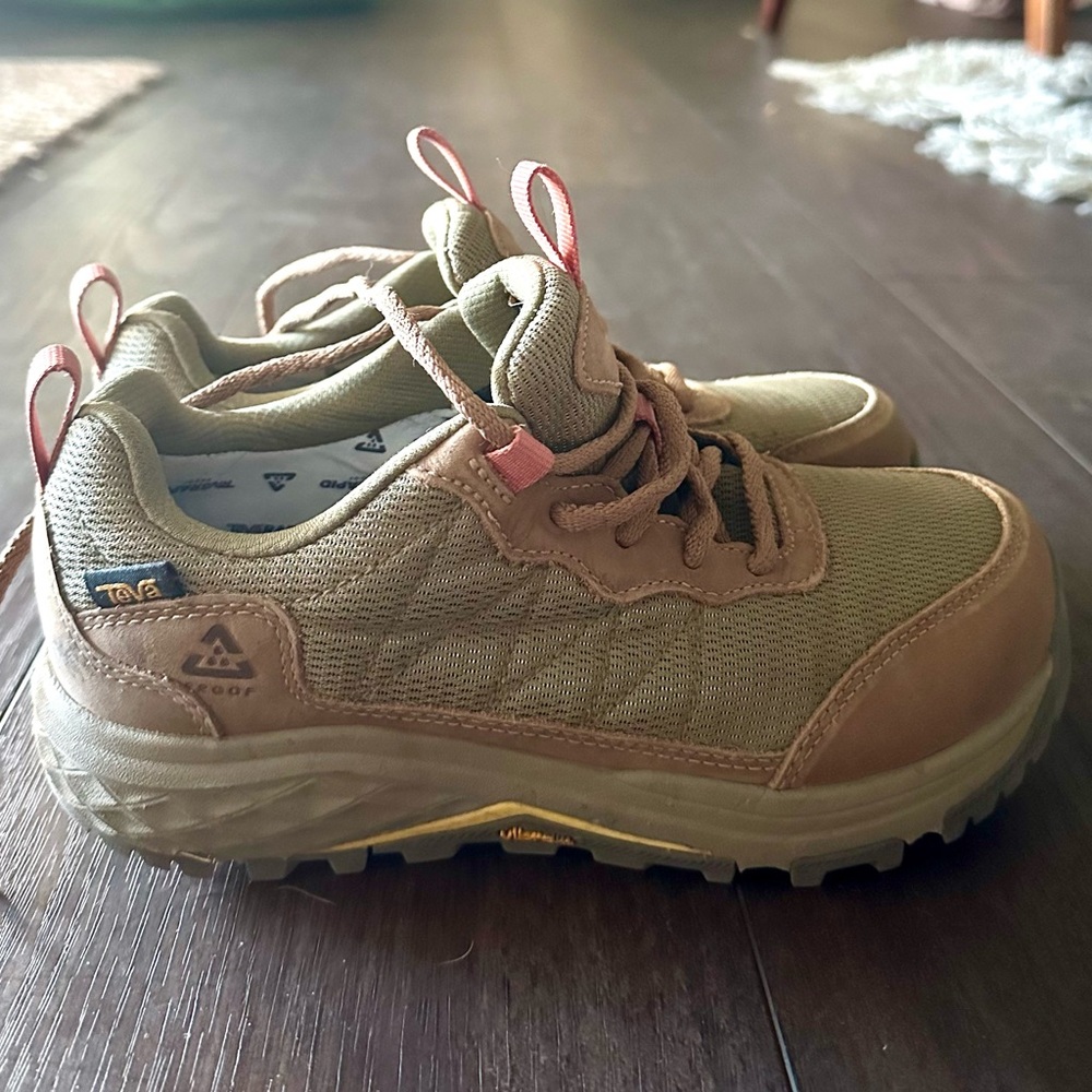Teva Women's Walking Hiking Shoe